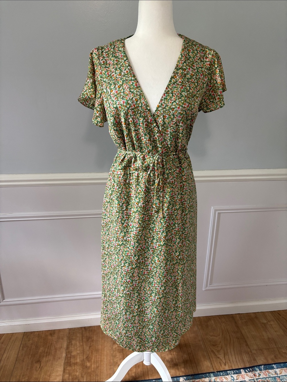 Lost + Wander Green Floral Wrap-Style Midi Dress Women's Wild Poppies Sz Small